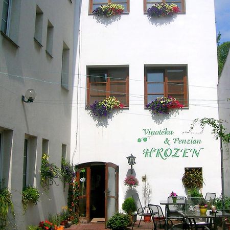 Penzion A Vinoteka Hrozen Kromeriz Luaran gambar
