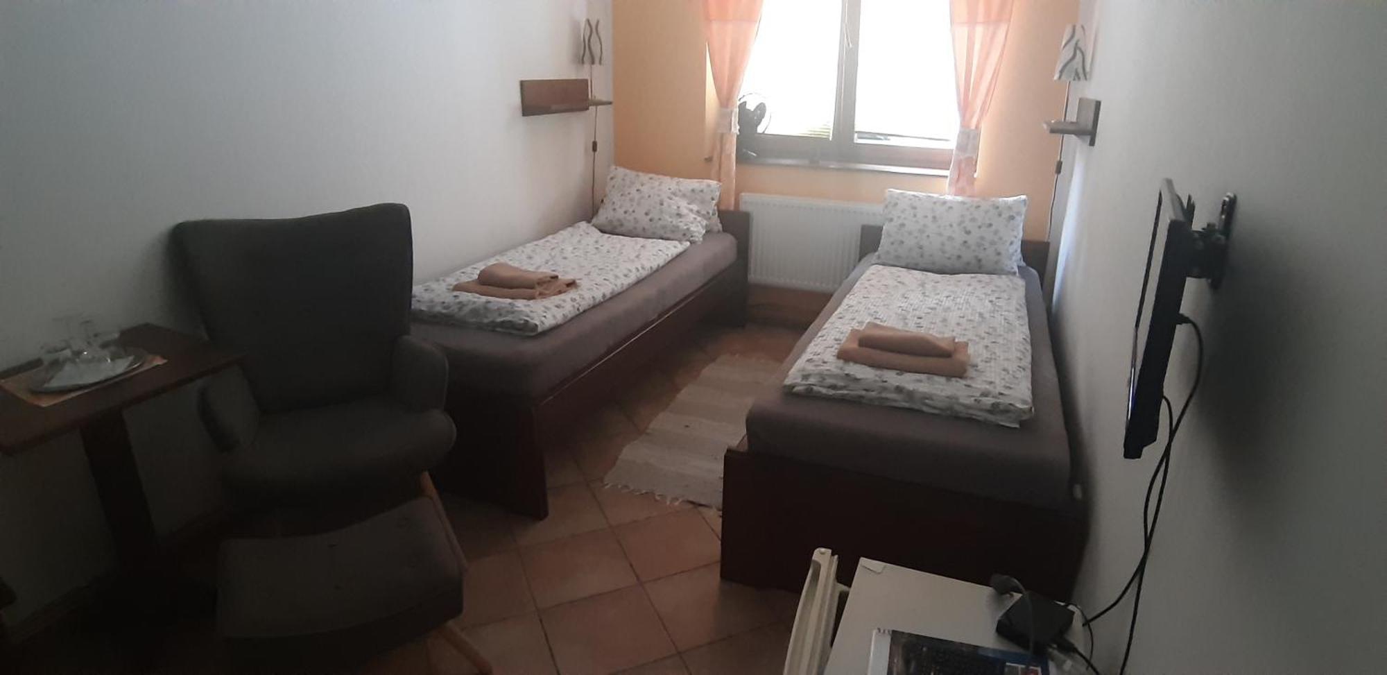 Penzion A Vinoteka Hrozen Kromeriz Luaran gambar